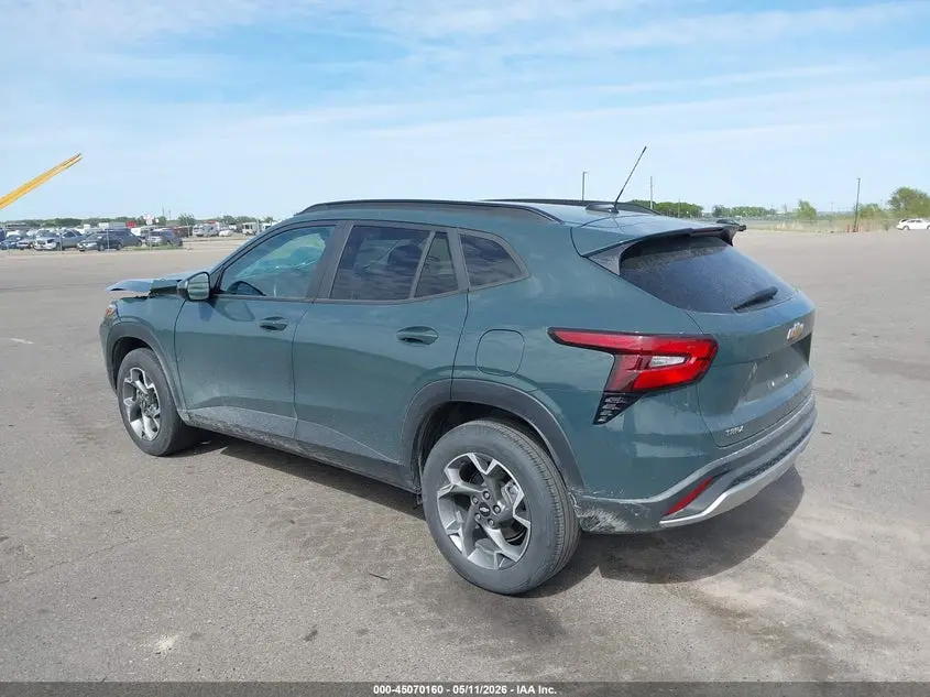 2025 CHEVROLET TRAX FWD LT