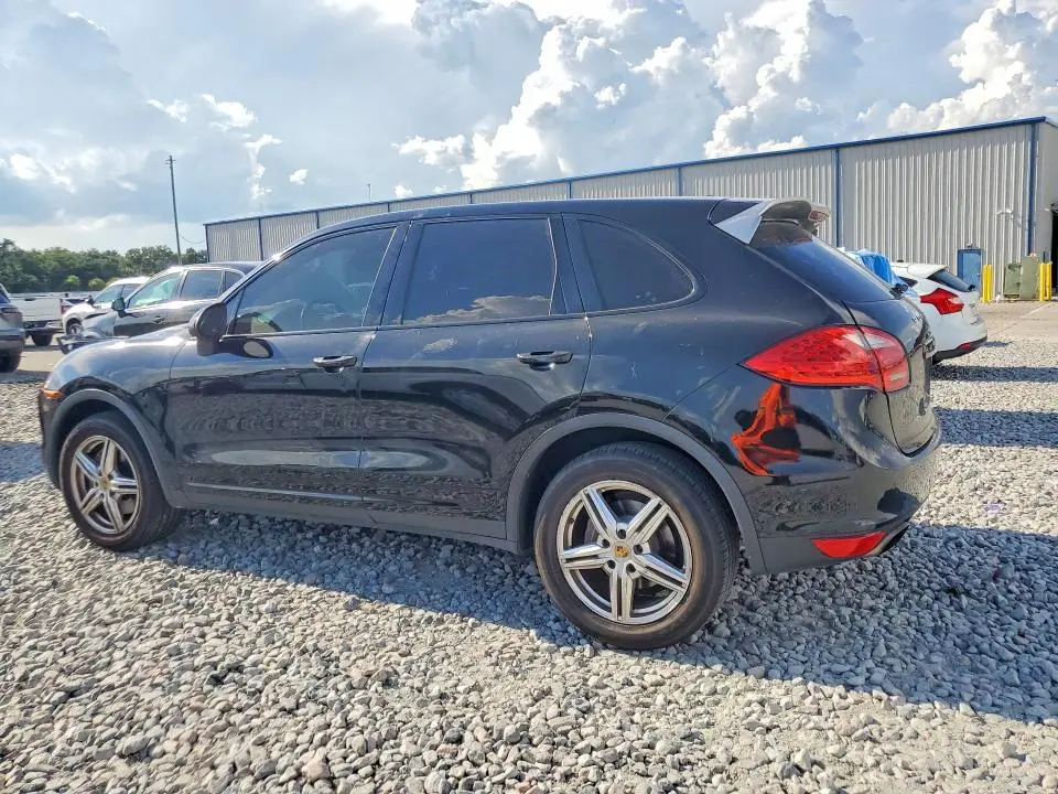2014 PORSCHE CAYENNE   