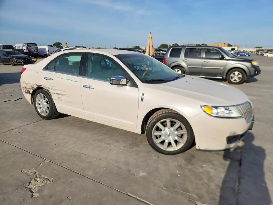 2012 LINCOLN MKZ   