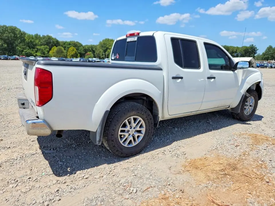 2019 NISSAN FRONTIER SV  
