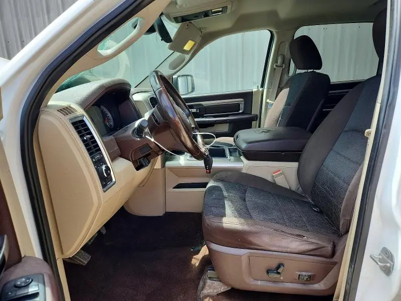 2014 RAM 1500 SLT  