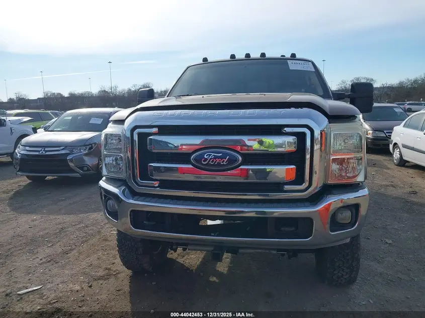 2011 FORD F-250 LARIAT