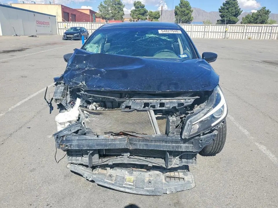 2017 KIA FORTE LX  