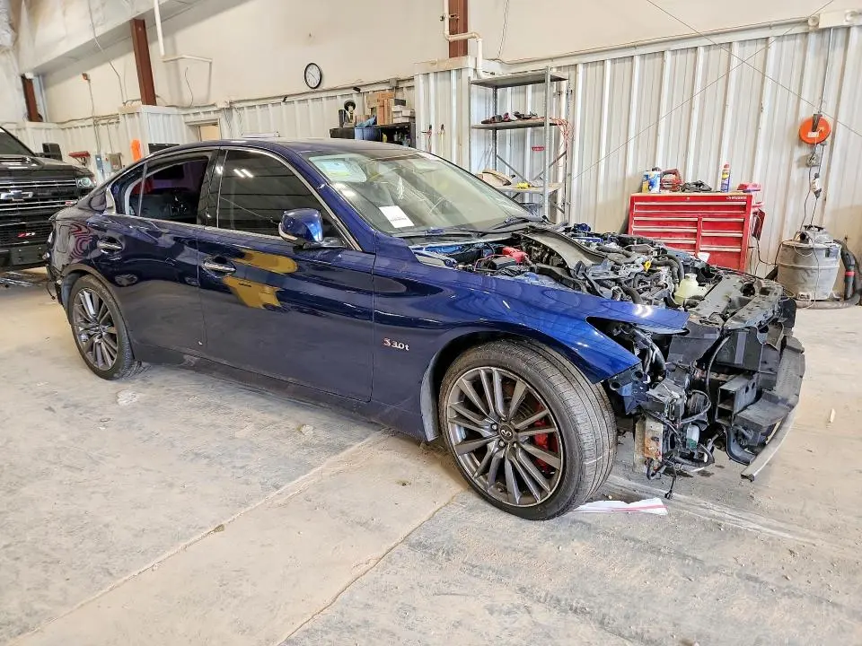 2017 INFINITI Q50 RED SPORT 400  