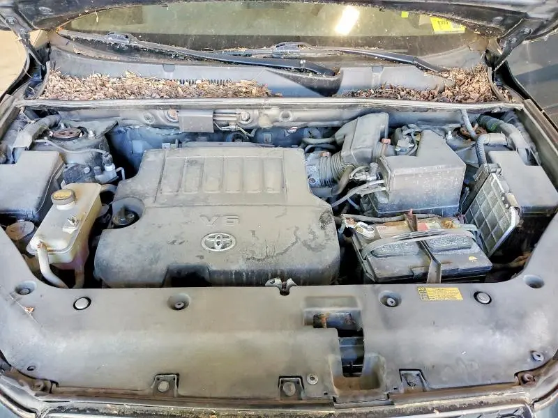 2011 TOYOTA RAV4 BASE  