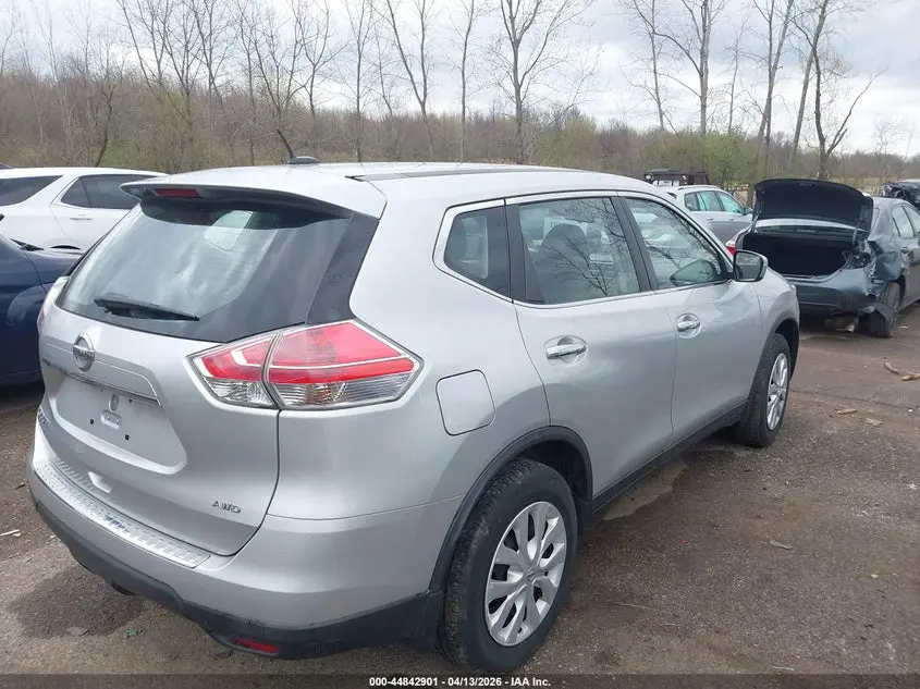 2015 NISSAN ROGUE S