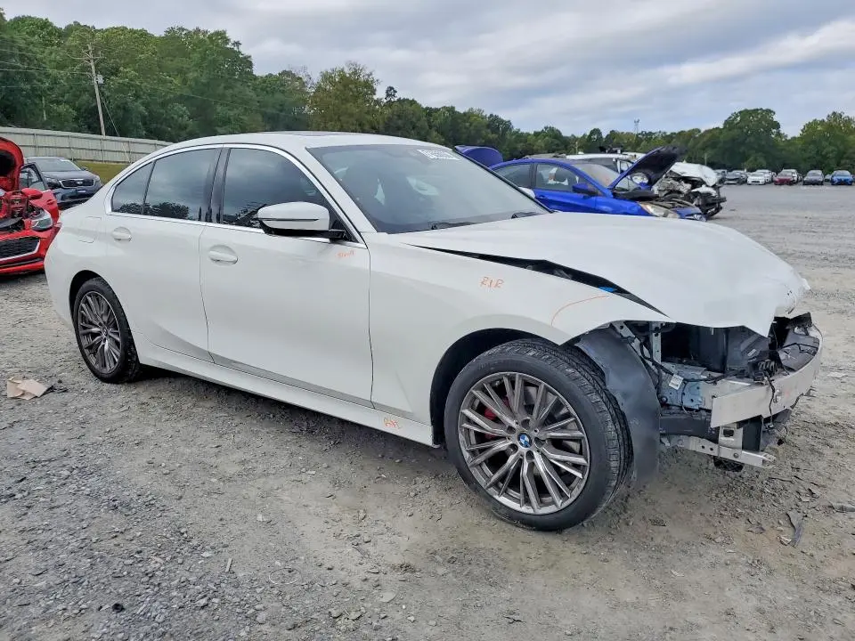 2024 BMW 330XI   