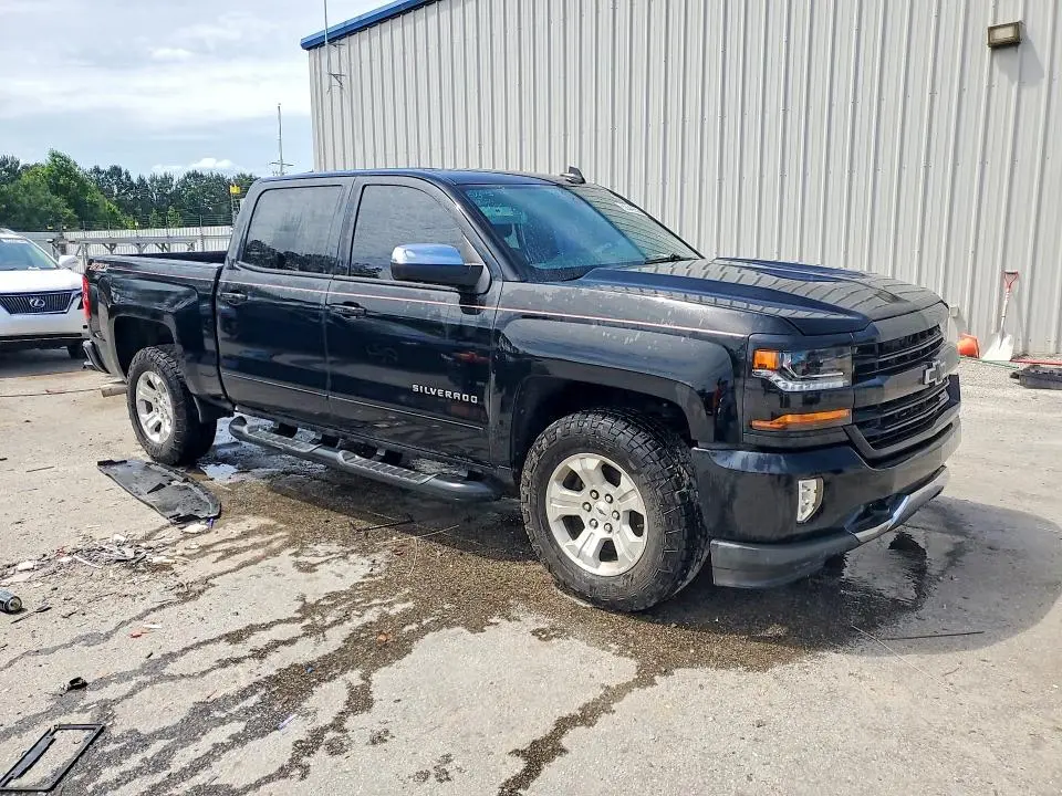2017 CHEVROLET SILVERADO K1500 LT  
