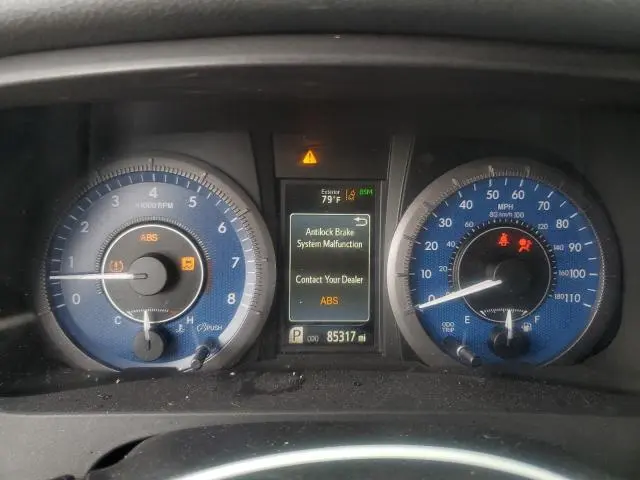 2020 TOYOTA SIENNA XLE  