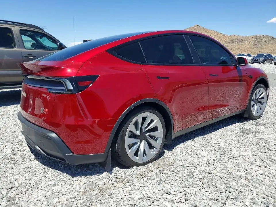 2026 TESLA MODEL Y   