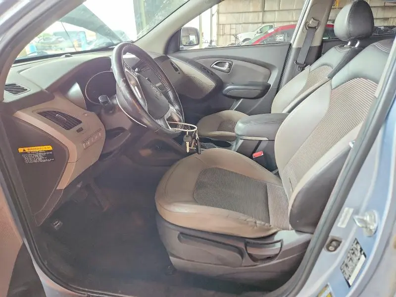 2011 HYUNDAI TUCSON GLS  