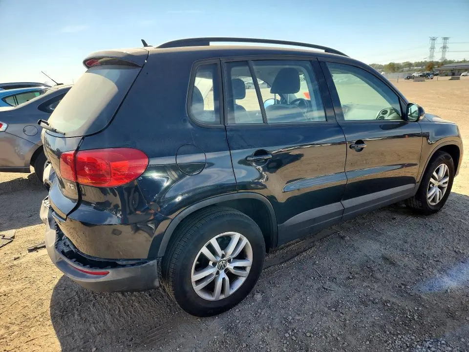 2016 VOLKSWAGEN TIGUAN S  