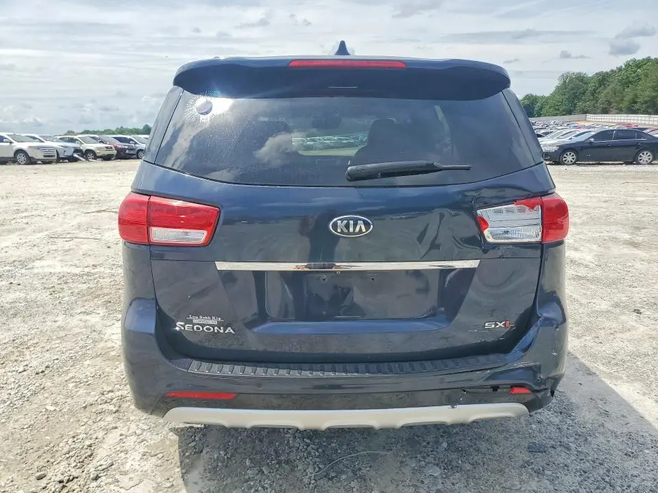 2015 KIA SEDONA SXL   