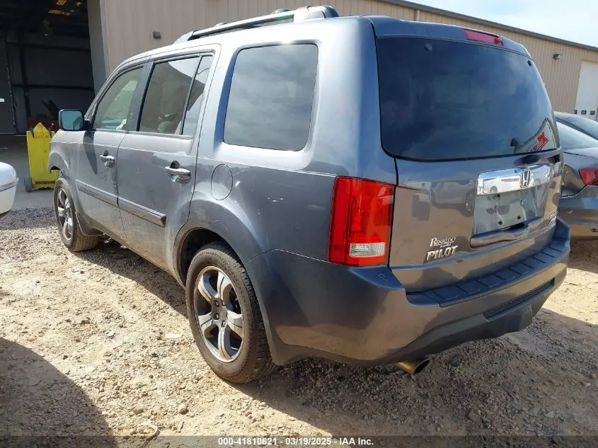 2015 HONDA PILOT SE