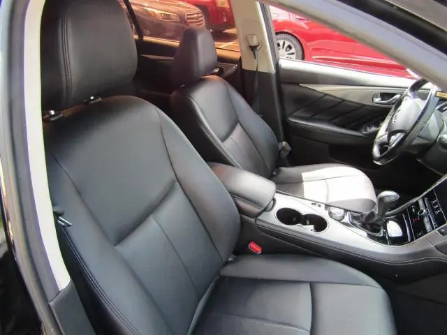 2015 INFINITI Q50 BASE  