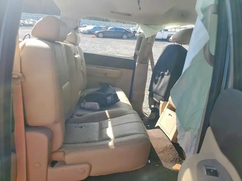 2011 CHEVROLET SILVERADO K1500 LT  