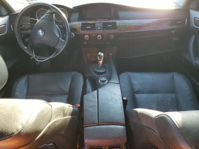 2010 BMW 528 XI  