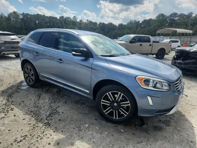2017 VOLVO XC60 T5 DYNAMIC  