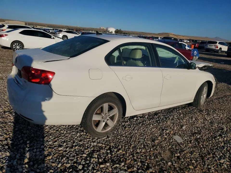 2014 VOLKSWAGEN JETTA TDI  