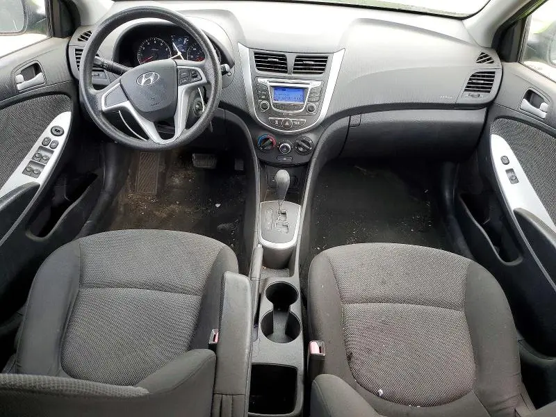 2013 HYUNDAI ACCENT GS  