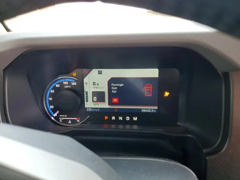 2022 FORD BRONCO BASE  