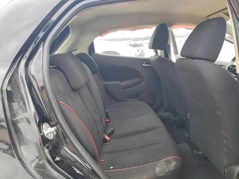 2012 MAZDA MAZDA2   