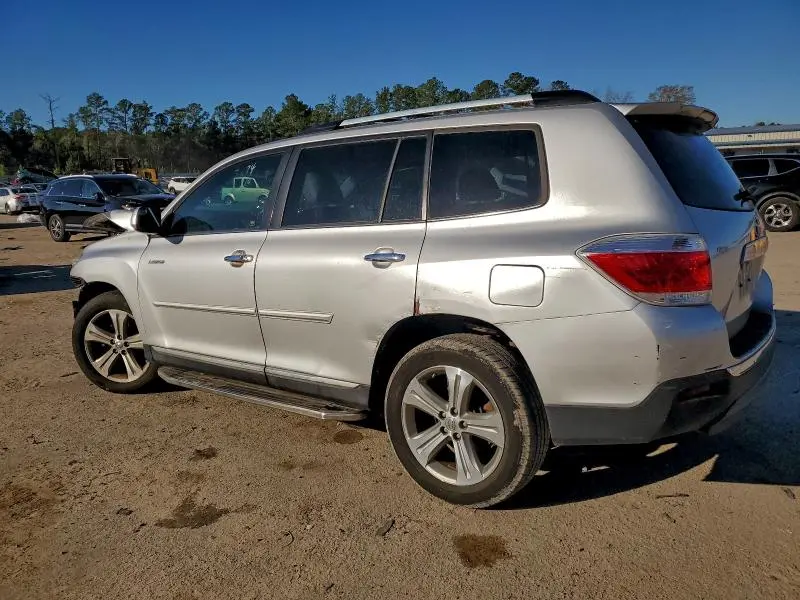 2013 TOYOTA HIGHLANDER LIMITED  
