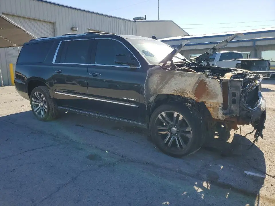 2020 GMC YUKON XL DENALI  