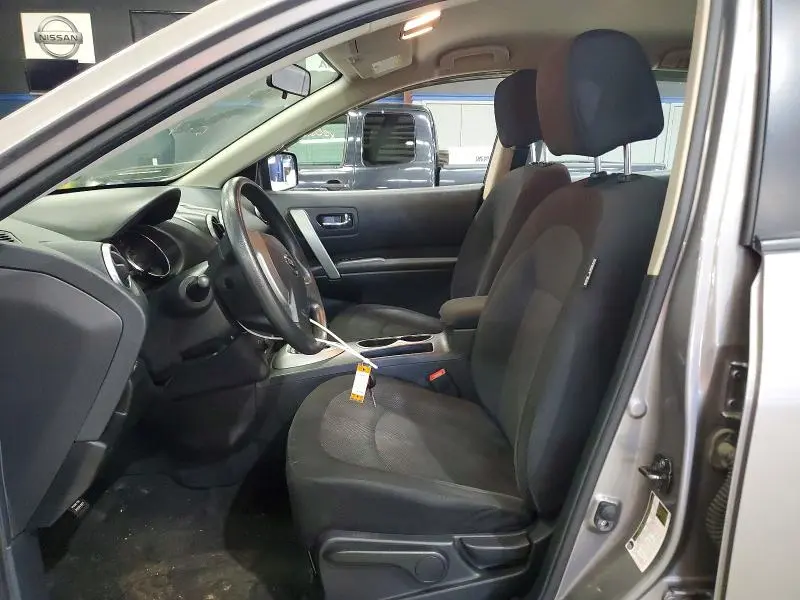 2011 NISSAN ROGUE S  