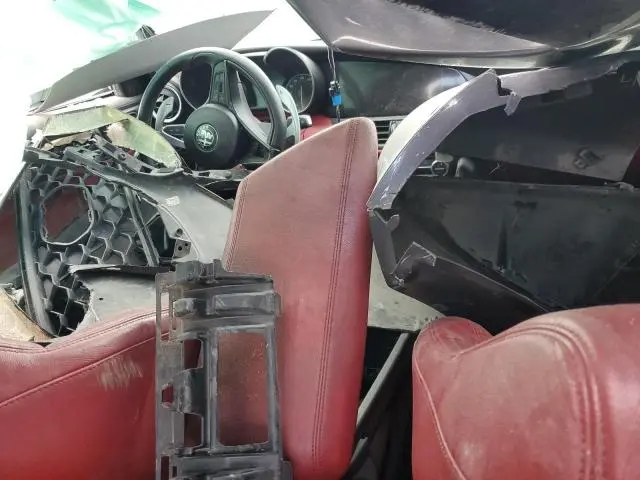 2018 ALFA ROMEO GIULIA TI Q4  