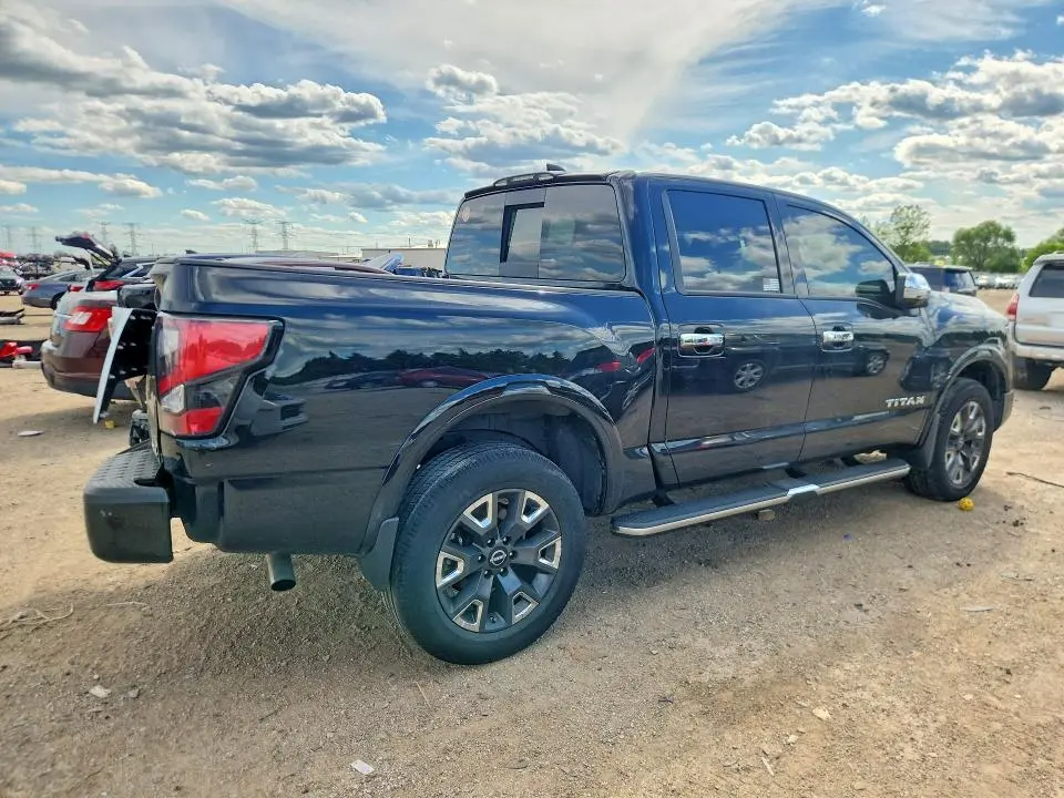 2023 NISSAN TITAN SV  