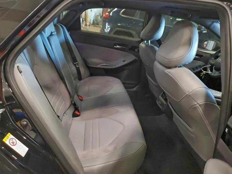 2019 TOYOTA AVALON XLE  