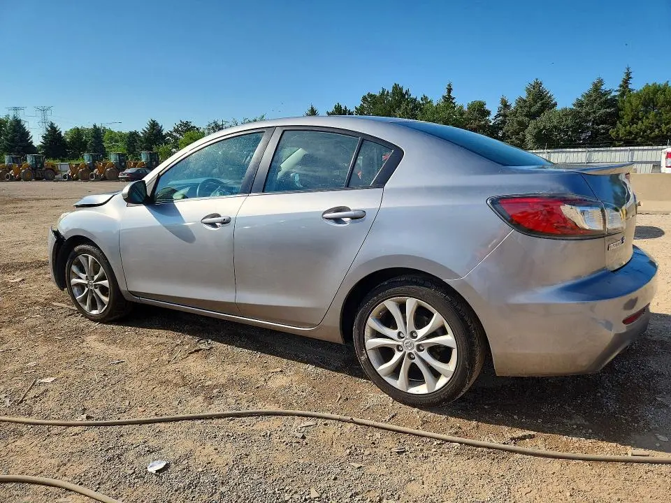 2011 MAZDA 3 S  