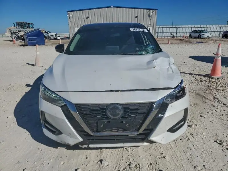 2021 NISSAN SENTRA SR  