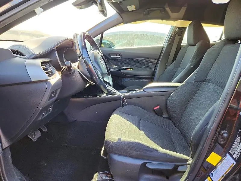 2019 TOYOTA C-HR XLE  