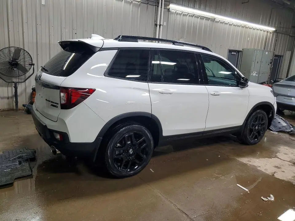 2025 HONDA PASSPORT BLACK EDITION  