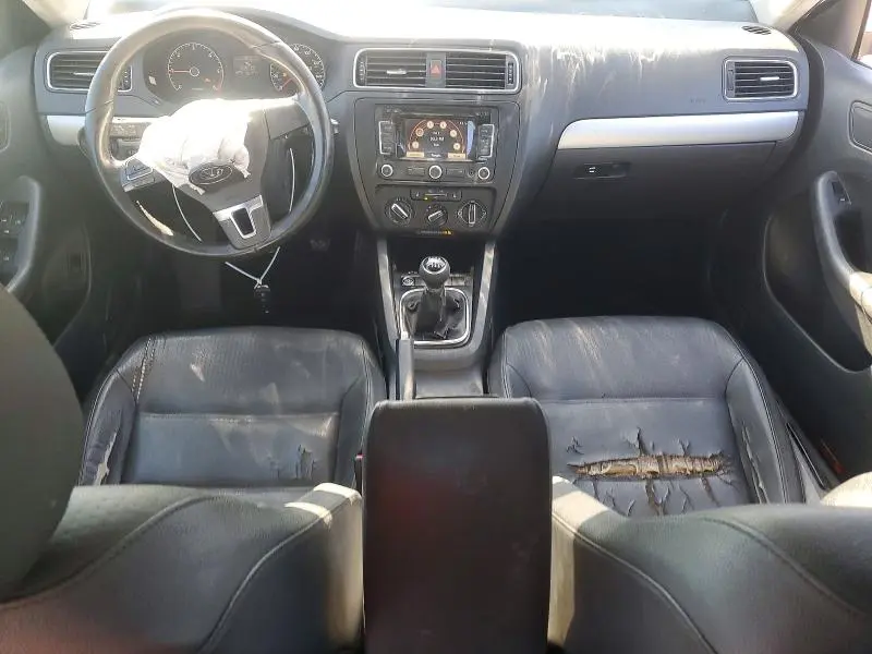 2011 VOLKSWAGEN JETTA TDI  