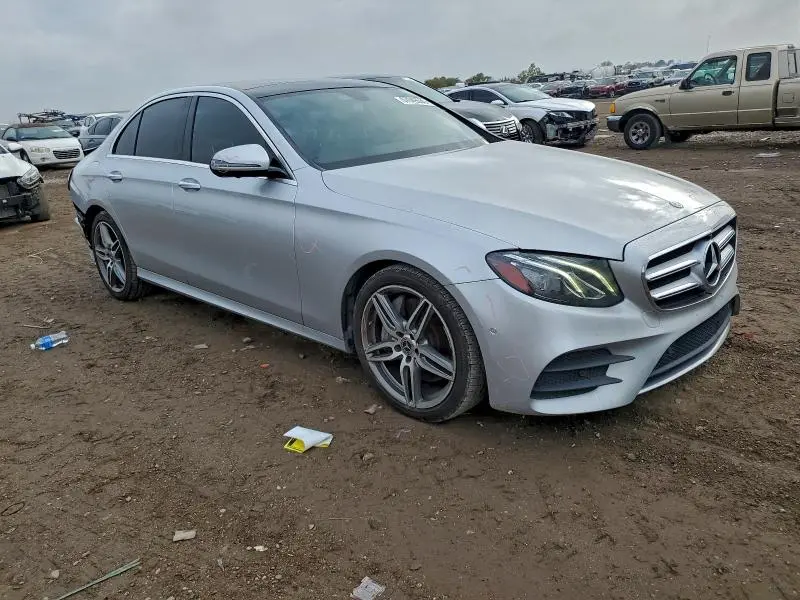2019 MERCEDES-BENZ E 300  