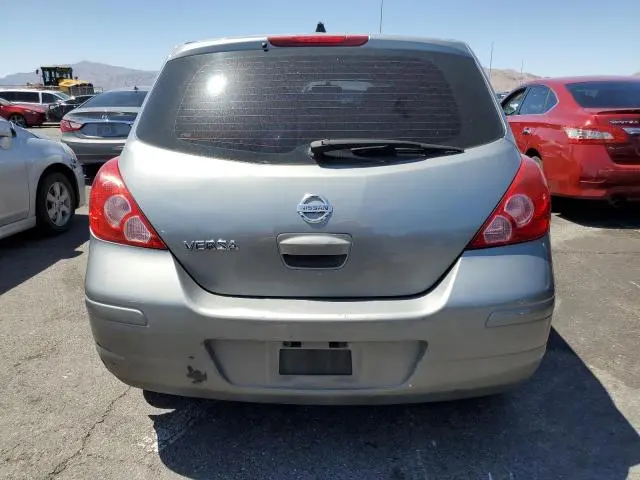 2011 NISSAN VERSA S  