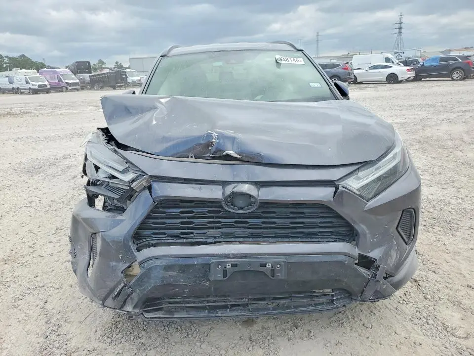 2022 TOYOTA RAV4 SE  
