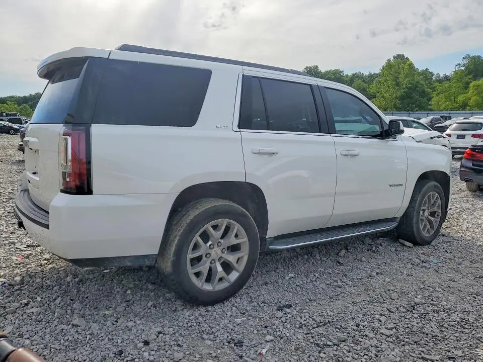2017 GMC YUKON SLT  