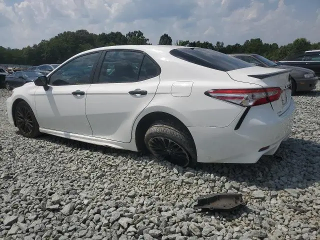 2020 TOYOTA CAMRY SE  