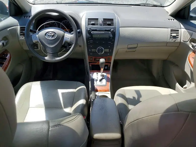 2010 TOYOTA COROLLA XLE  