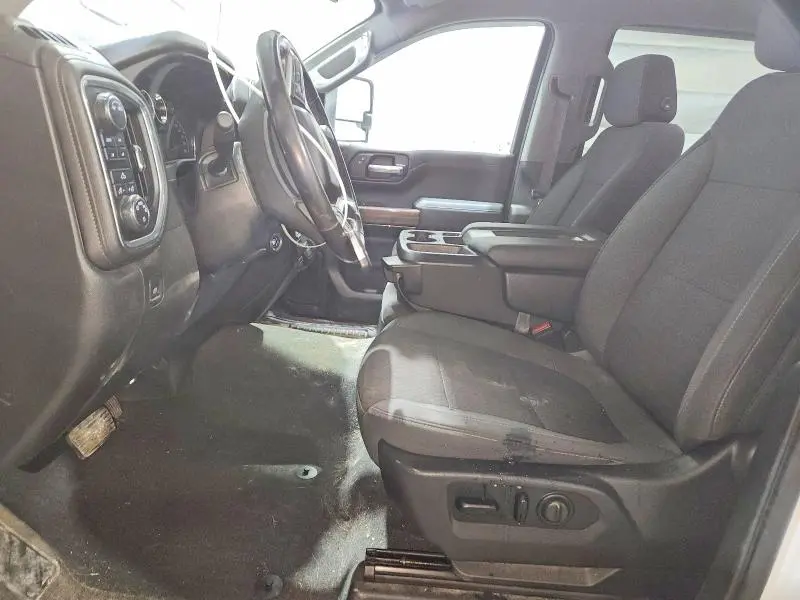 2021 CHEVROLET SILVERADO K1500 LT  