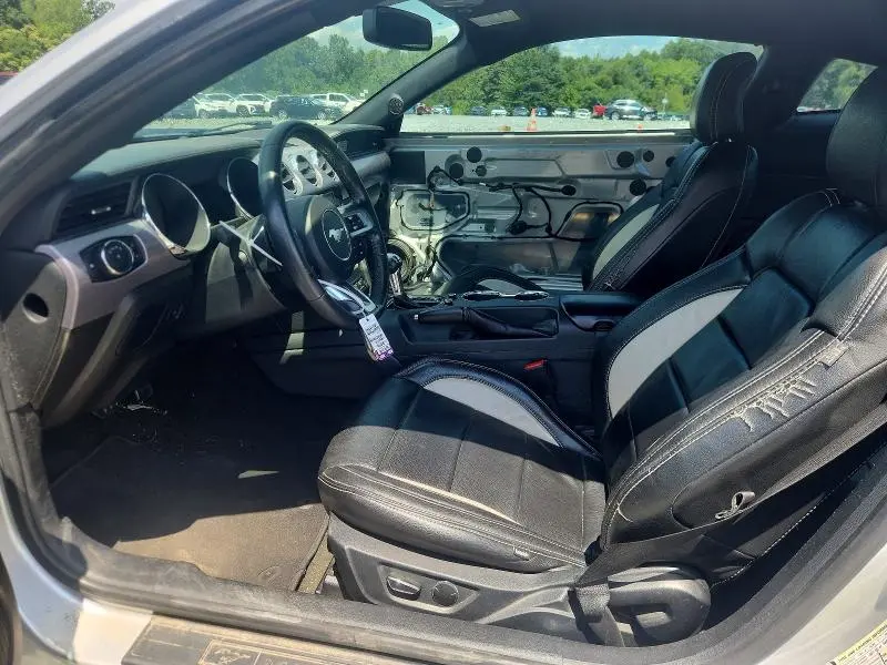 2016 FORD MUSTANG BASE  