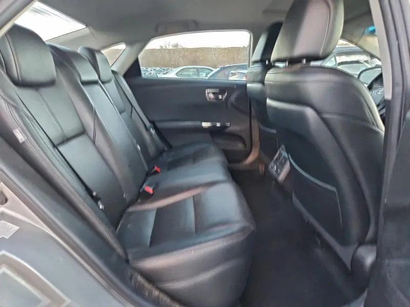 2016 TOYOTA AVALON XLE  