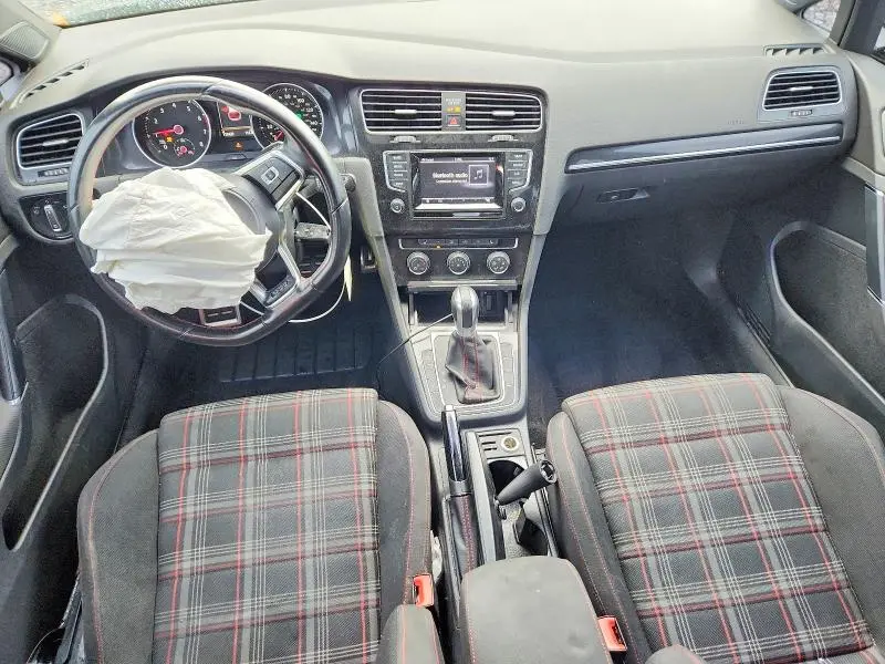 2015 VOLKSWAGEN GTI   