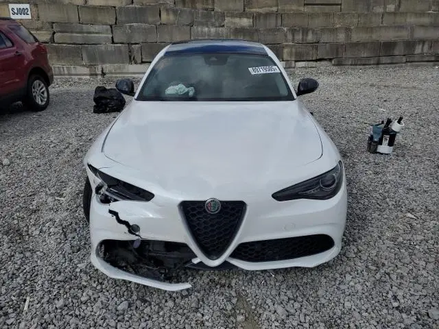 2019 ALFA ROMEO GIULIA TI  