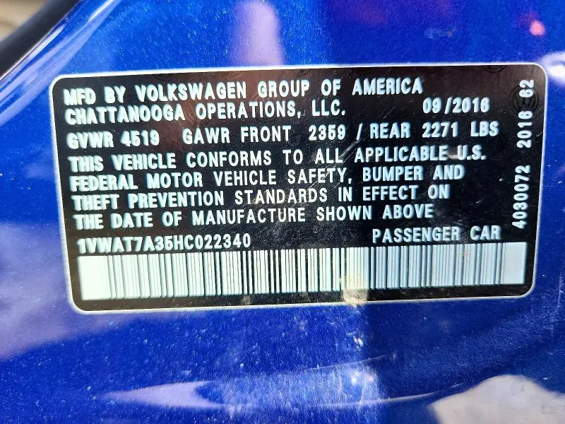 2017 VOLKSWAGEN PASSAT S  