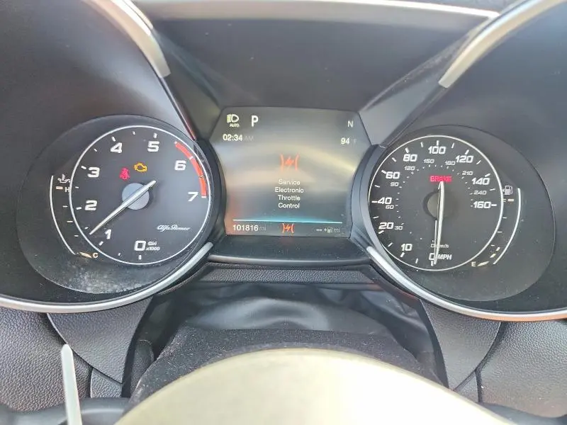 2017 ALFA ROMEO GIULIA   